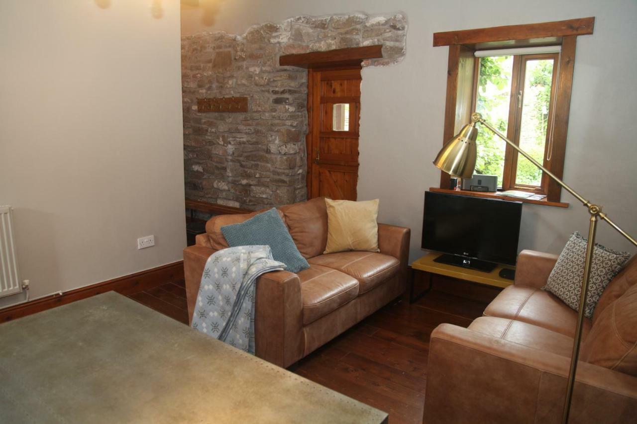 Ty Carreg Fach Staycation Cottage Cardiff Dış mekan fotoğraf