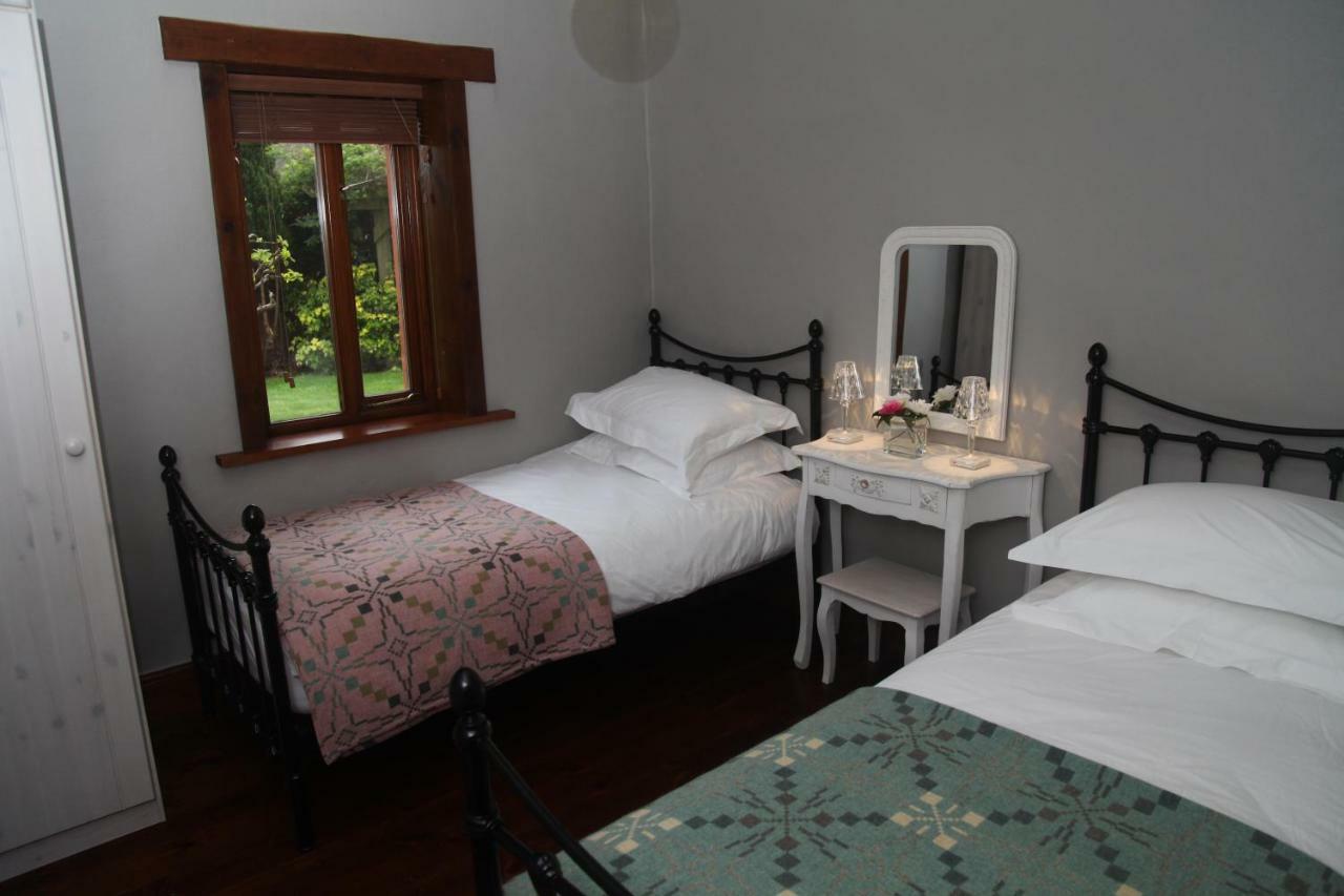 Ty Carreg Fach Staycation Cottage Cardiff Dış mekan fotoğraf